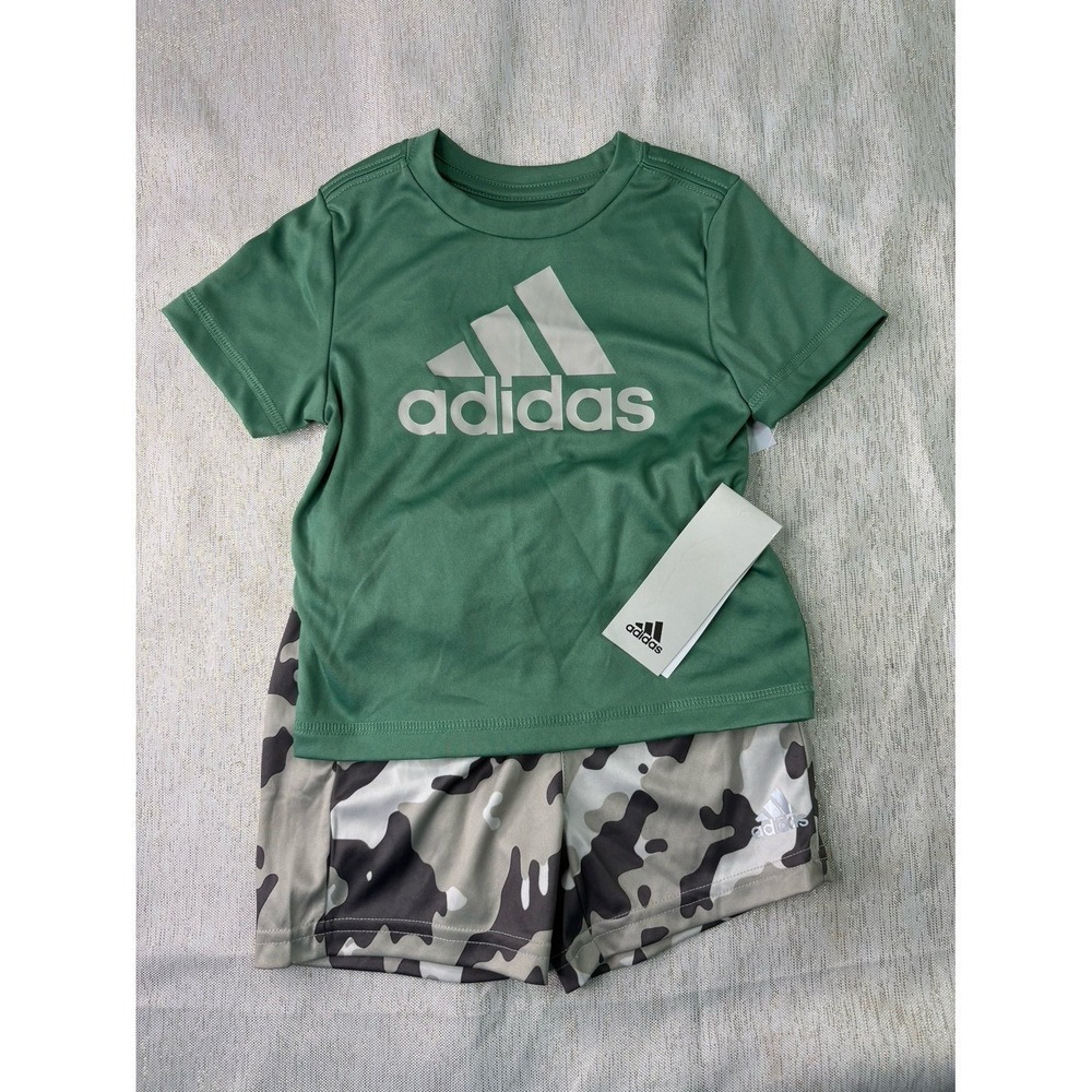 NWT Adidas set size 18 months